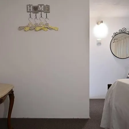 Seabreeze In Palaio Faliro/ Netflix * Athens